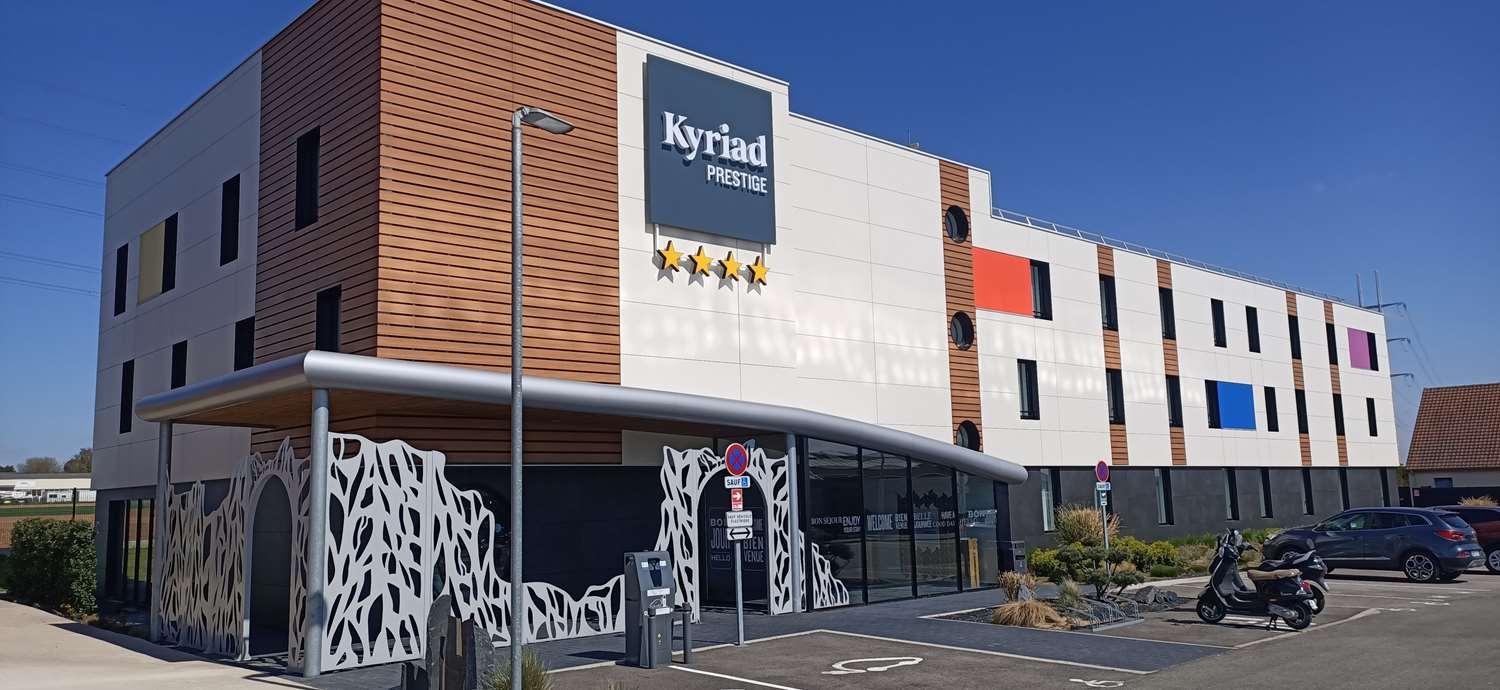 Kyriad Prestige Amiens Poulainville - Hotel And Spa Eksteriør bilde
