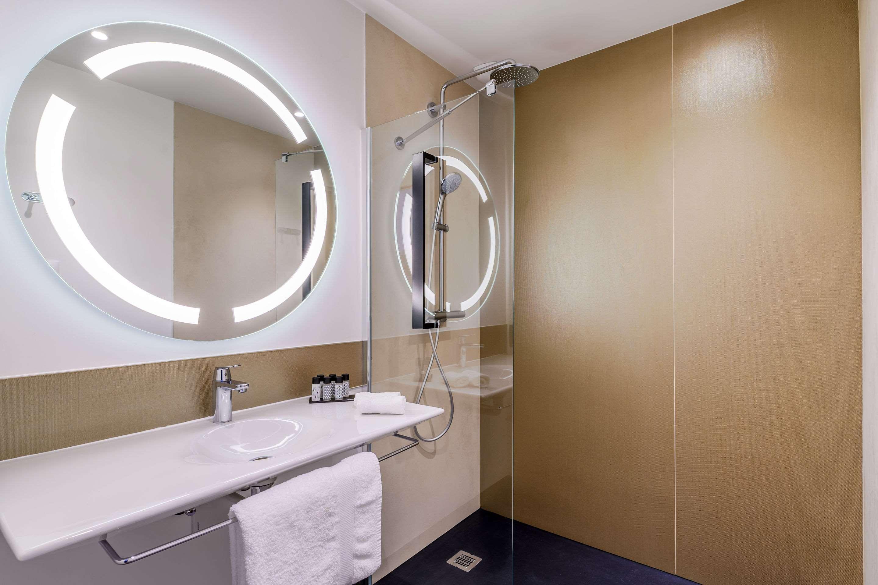 Kyriad Prestige Amiens Poulainville - Hotel And Spa Eksteriør bilde