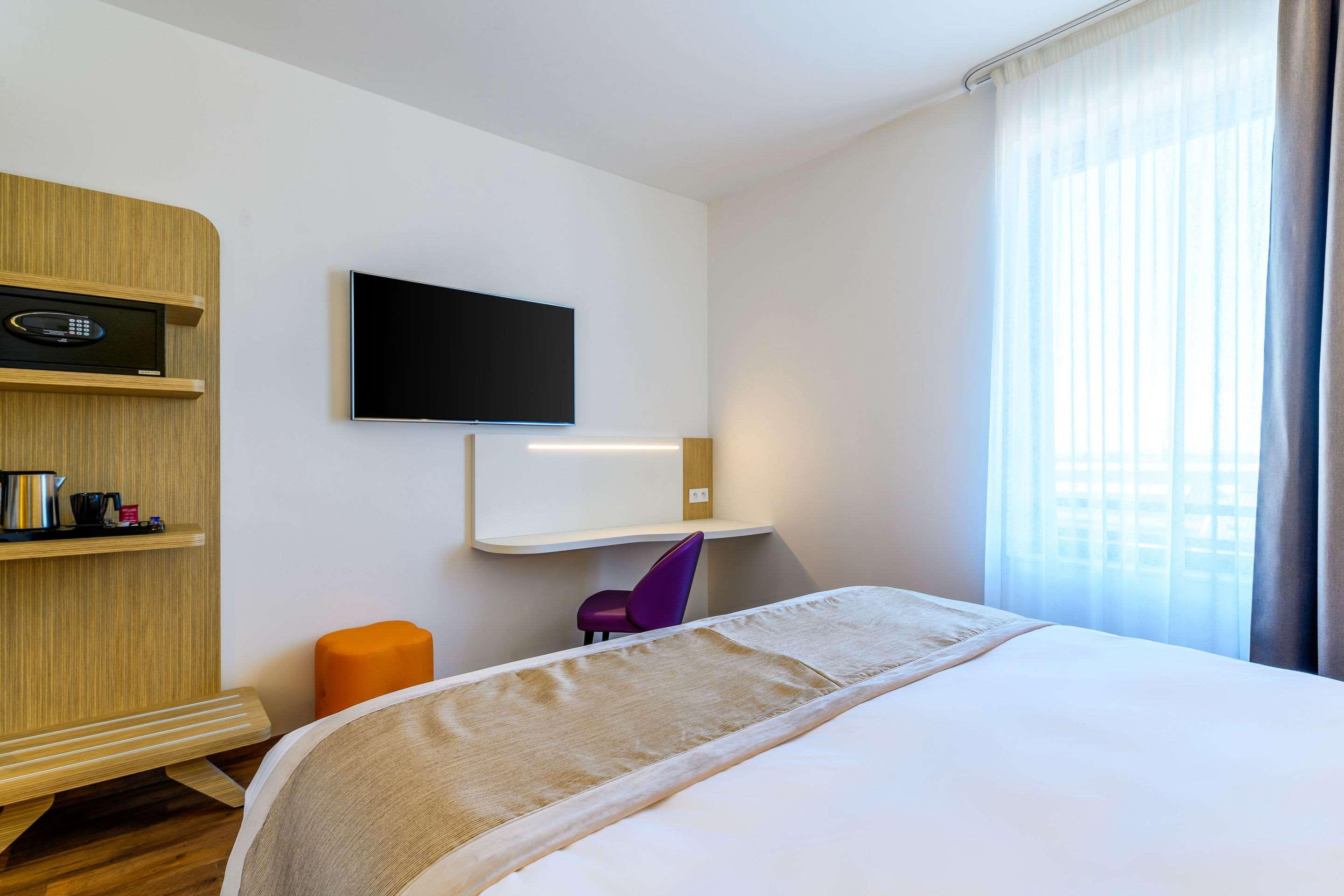 Kyriad Prestige Amiens Poulainville - Hotel And Spa Eksteriør bilde