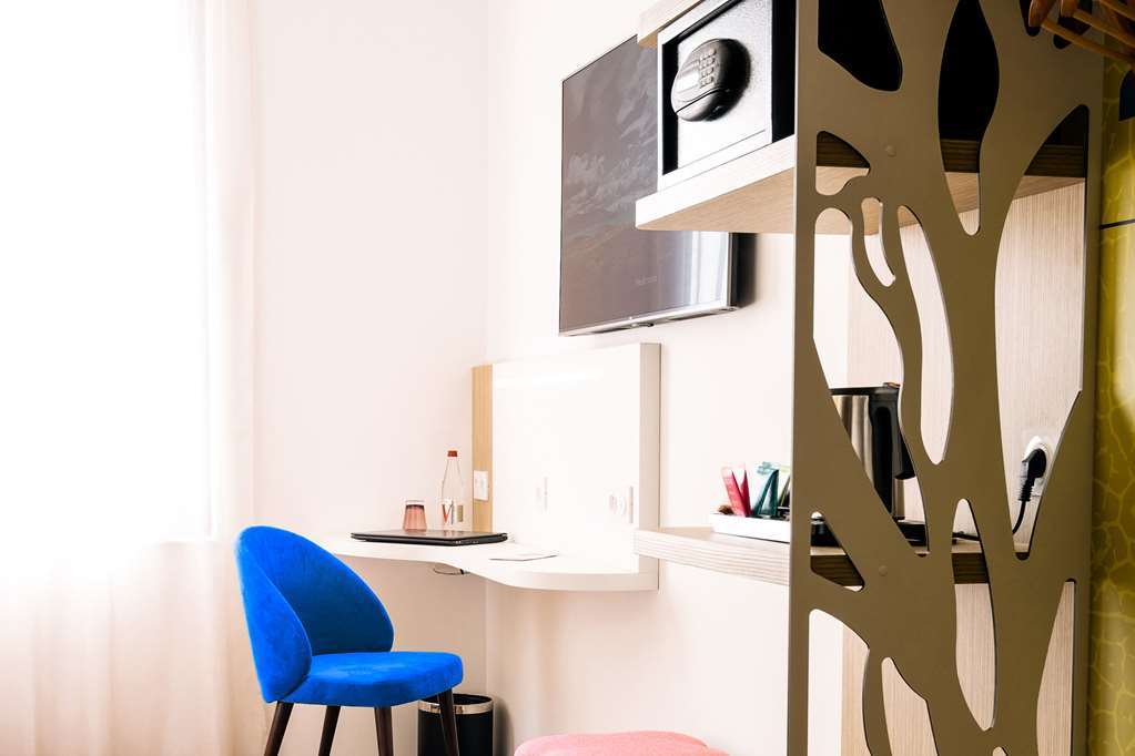 Kyriad Prestige Amiens Poulainville - Hotel And Spa Rom bilde