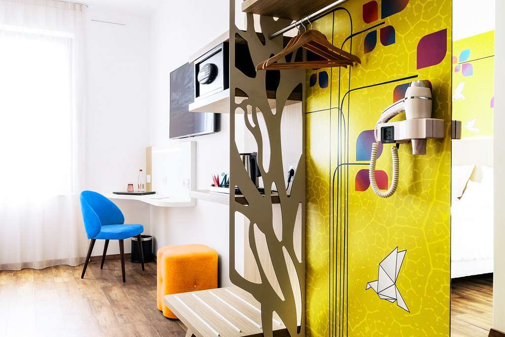 Kyriad Prestige Amiens Poulainville - Hotel And Spa Rom bilde